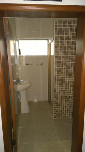 Bathroom 4, Hotel Bugambilias, Cajeme