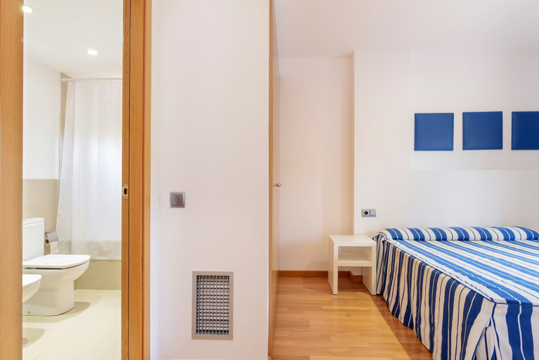 Bedroom 3, Apartamentos Tossa Dreams, Girona
