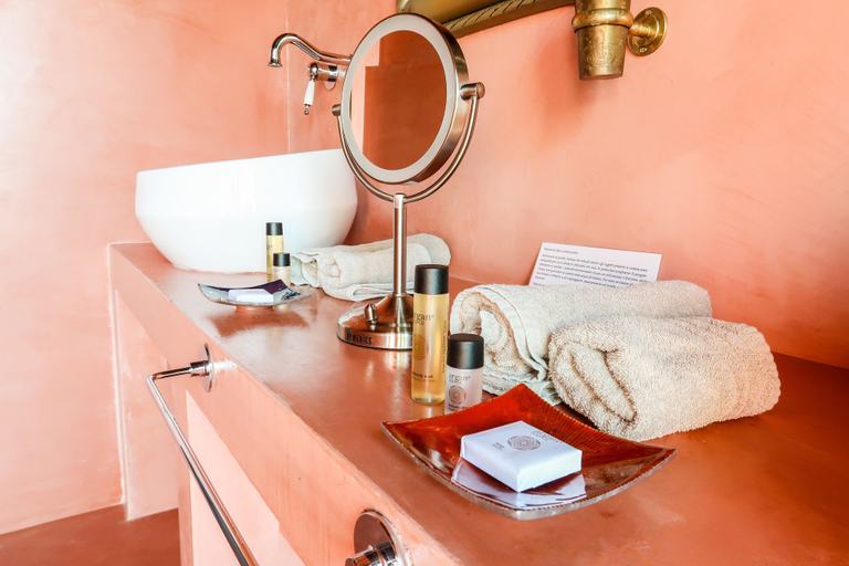 Bathroom 5, Masseria & Spa Luciagiovanni, Lecce