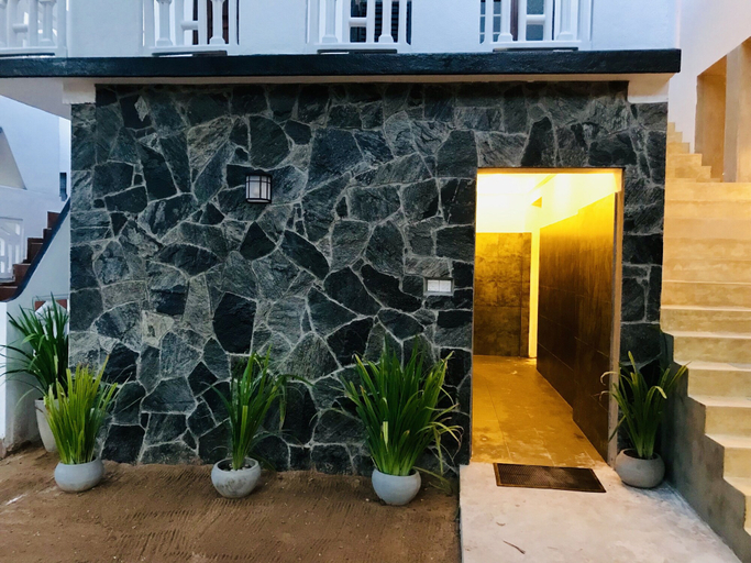 Exterior & Views 2, Central Beach Inn, Weligama