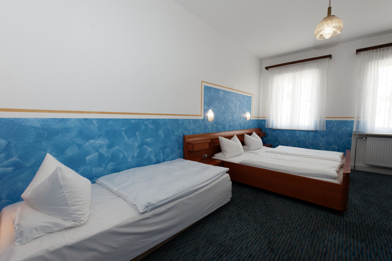 Bedroom 4, PrivatHotel Probst, Nürnberg
