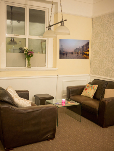 Others 5, The Maple Hotel, Sefton