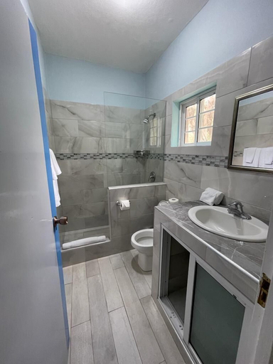 Bathroom 3, Ocean View Beach Hotel