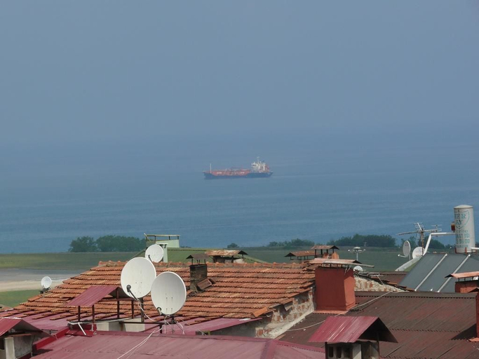 Others 4, Gun Apart, Merkez