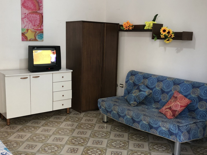 Others 5, Suite del Mar, Lecce