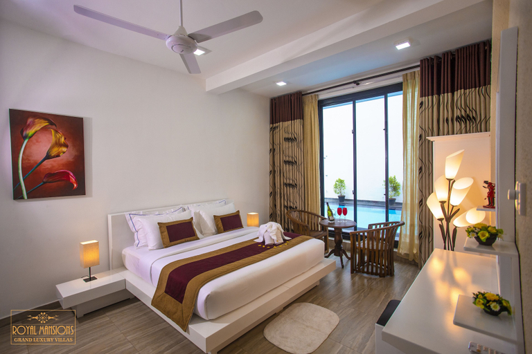 Bedroom 2, Royal Mansion Luxury Villa, Kundasale