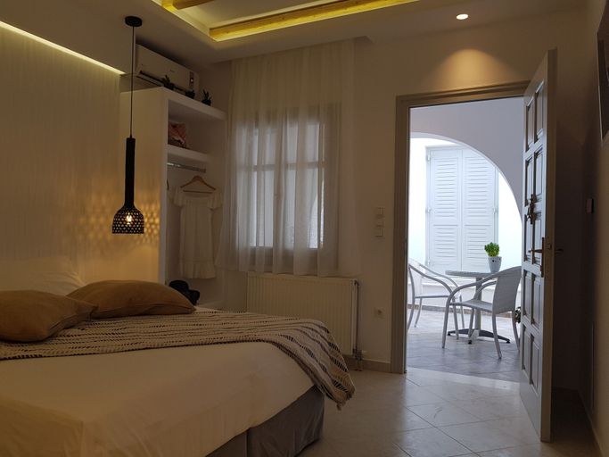 Bedroom 2, Exclusive Studios Naxos Town, South Aegean