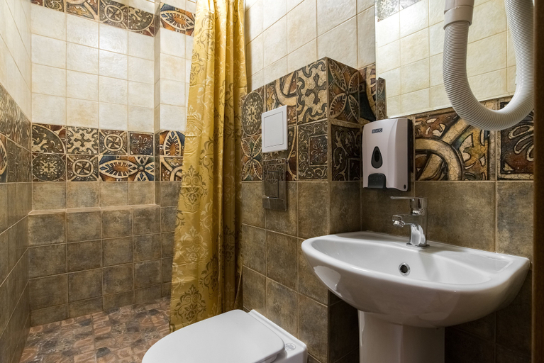 Bathroom 3, Winterfell Paveletskaya, Central