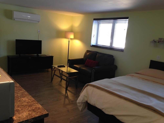 Bedroom 3, Indianpoint Motel, Westmorland