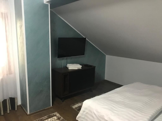Bedroom 2, Vila D&D, Moisei