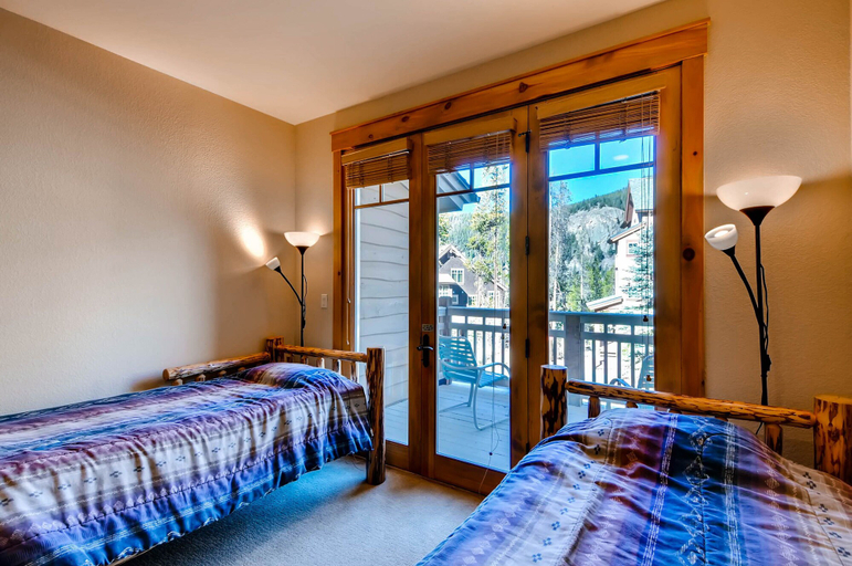 Bedroom 2, Keystone Private Homes by Vail Resorts, Summit