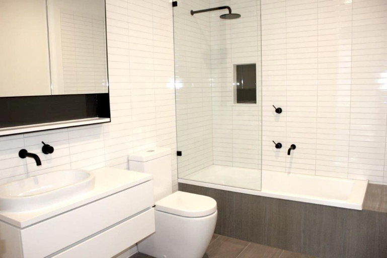 Bathroom, Peaceful 3 BDR in the Heart of Carlton, Melbourne
