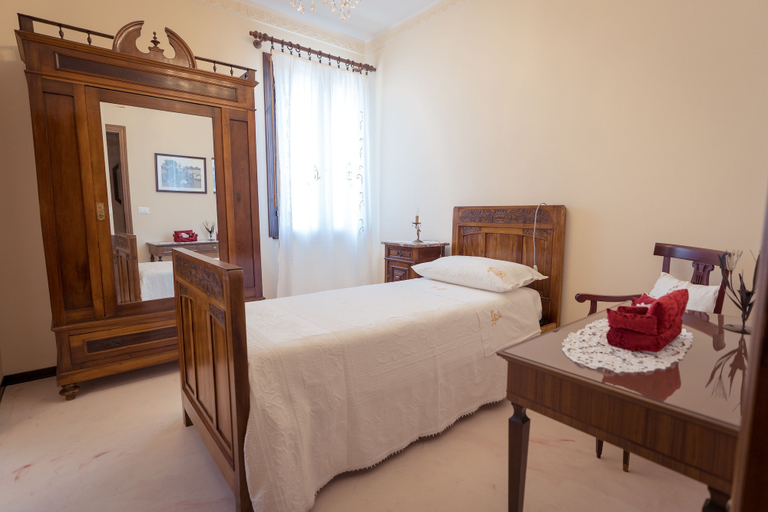 Bedroom 4, B&B Corte Burchio, Rovigo