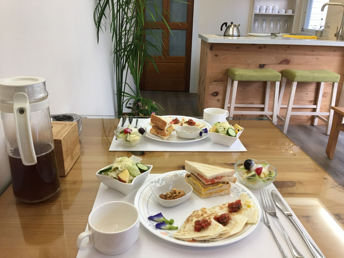 Food & Drinks 4, Caves B&B, Taitung