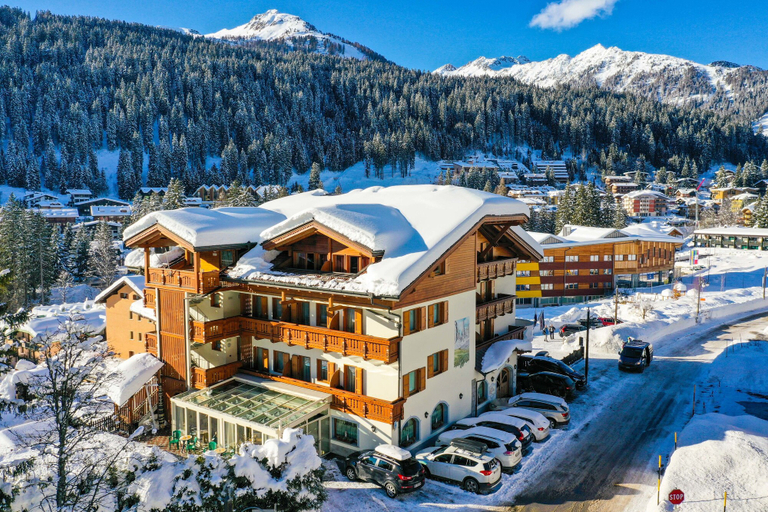 Exterior & Views 2, Hotel Gianna, Trento