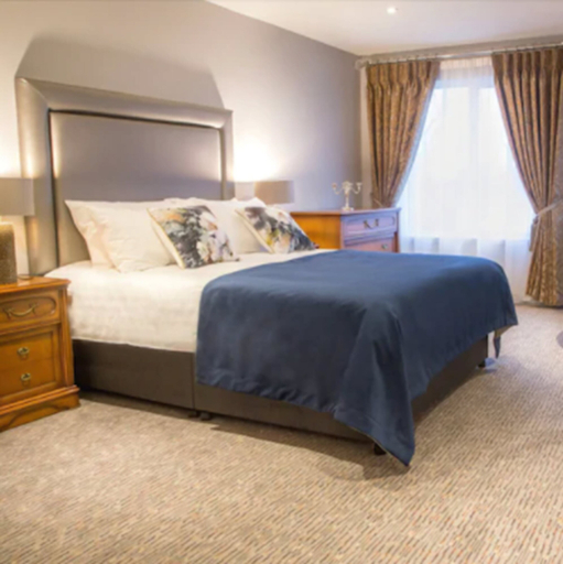 Bedroom 2, Longcourt House Hotel
