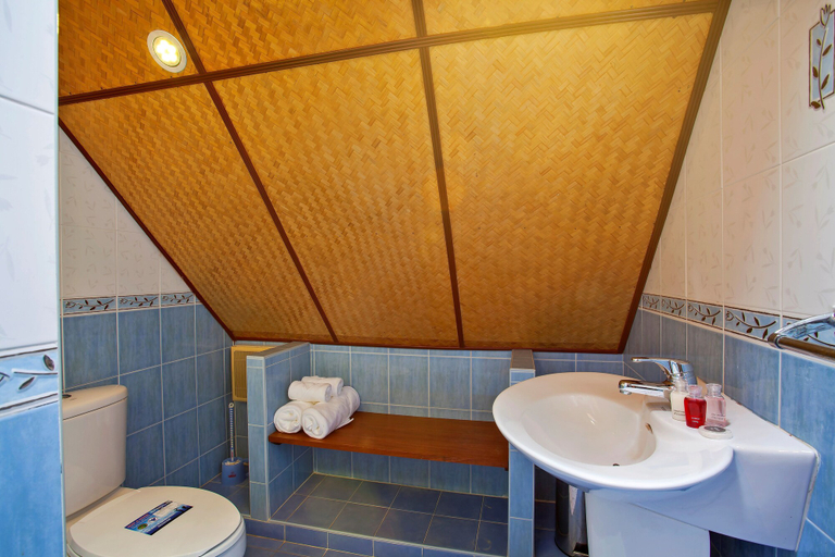 Bathroom 3, Unique Thai Style 4BR Pool Villa Nikkie, Phuket Island