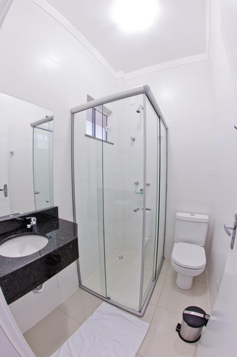 Bathroom 4, North Hotel, Chapecó