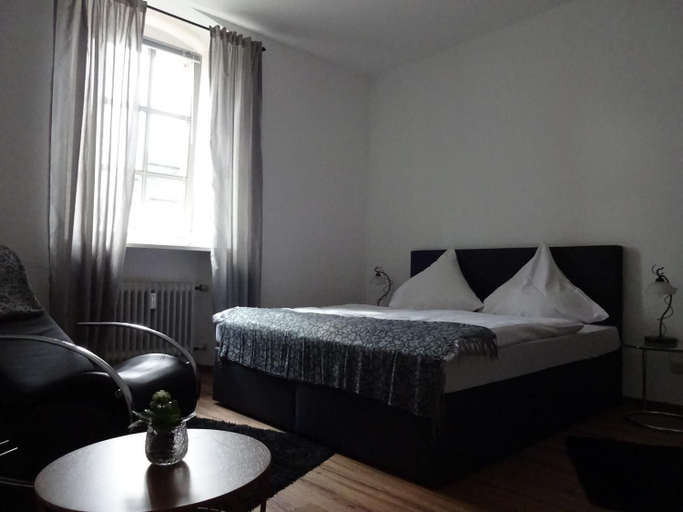 Bedroom 3, Gästehaus Moselkloster, Trier-Saarburg