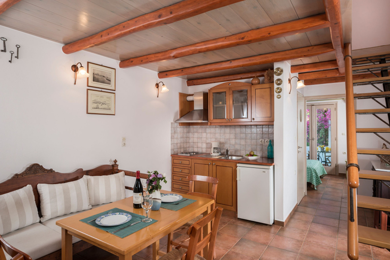 Others 5, Orionas Village, Crete