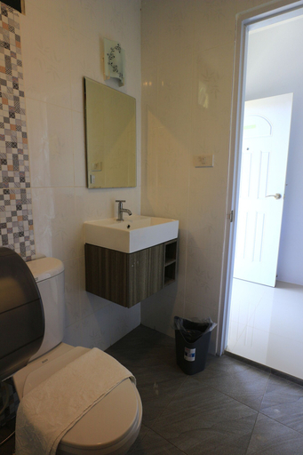 Bathroom 3, Mimianan Resort And Hotel, Muang Nan