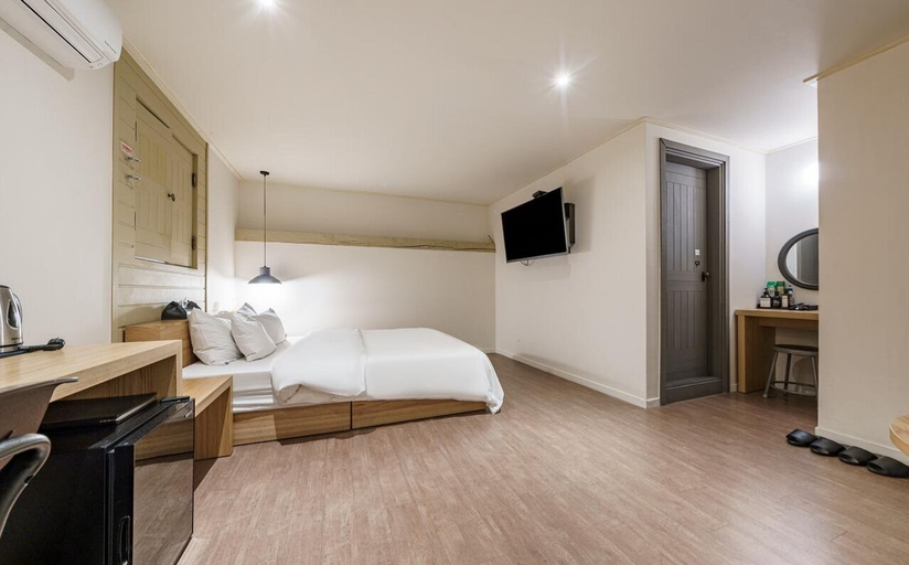 Bedroom 3, HOTEL YaJa West Gate, Cheongju