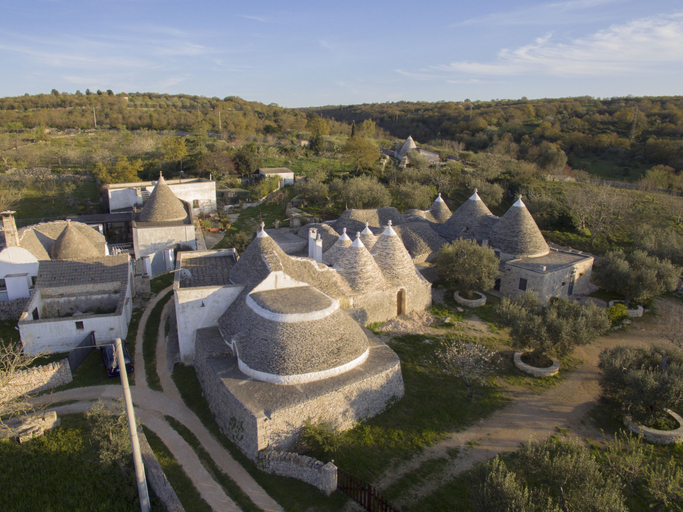 Exterior & Views 2, Trulli Barsento, Bari