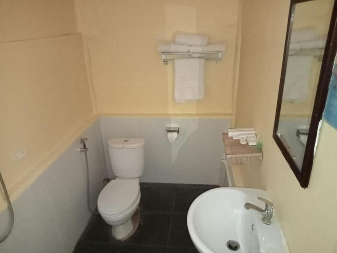 Bathroom 4, Hello Bintan Beach Cottages, Bintan Regency