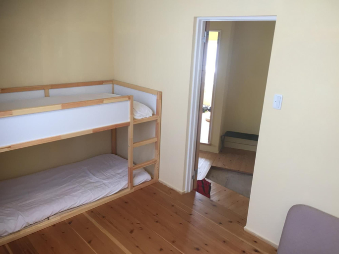 Bedroom 5, Organic Guesthouse & Cafe OHANA - Hostel, Imabari