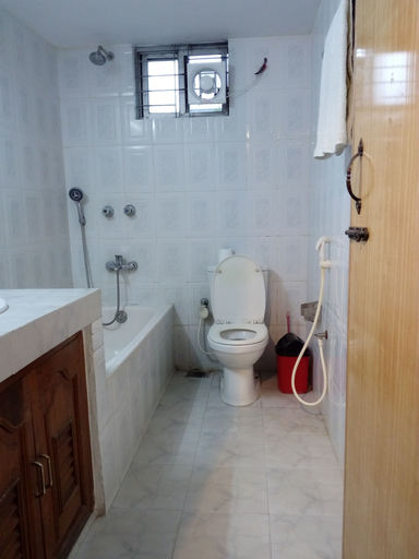 Bathroom 3, White House Guest House, Dhaka