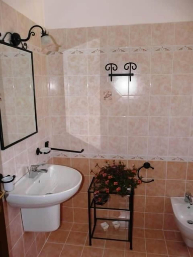 Bathroom 4, B&B Villa Barbarossa, Perugia