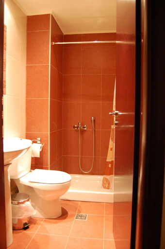 Bathroom 4, Hotel Antirrio, West Greece