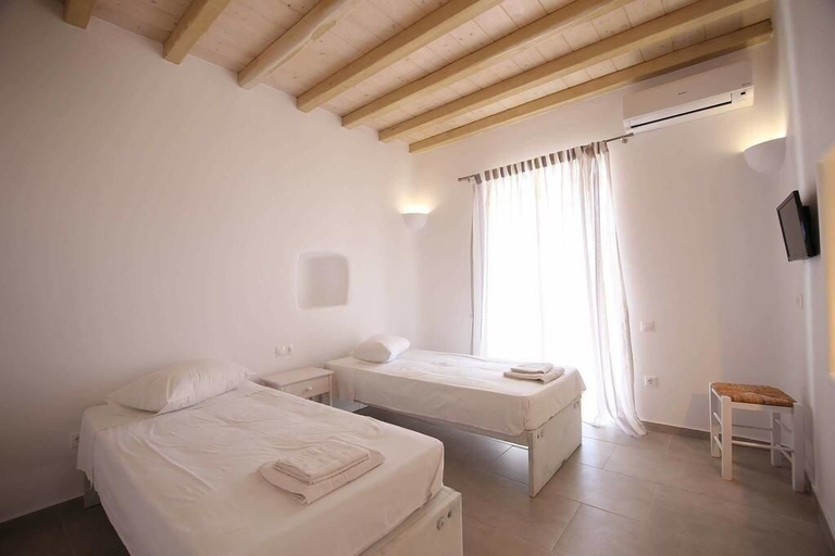 Bedroom 2, House Artemi with Amazing View, South Aegean