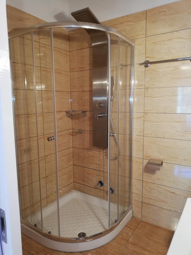 Bathroom 5, Spiros rooms, Epirus