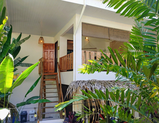 Exterior & Views 2, Colibri Surf House & Flats, Puntarenas