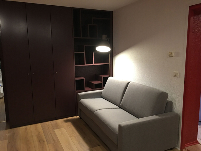 Others 4, Apartment Villeurbanne, Rhône