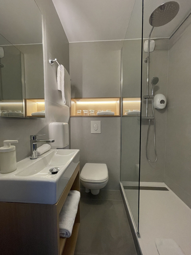 Bathroom 5, Fasthôtel Biarritz Bidart Côte Basque - FH Collection, Pyrénées-Atlantiques