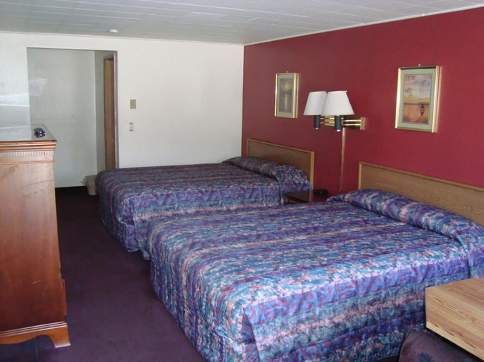 Bedroom 2, Willow Springs Motel, Spokane