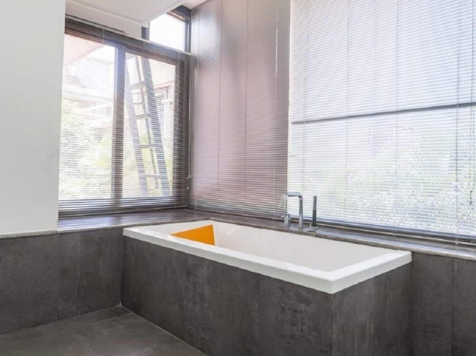 Bathroom, GuestHouser 4 BHK Villa 50b7, North Goa