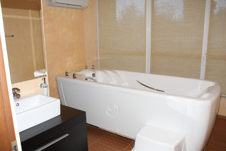 Bathroom 4, Aparthotel Marina Holiday Club & Spa, Pomorie