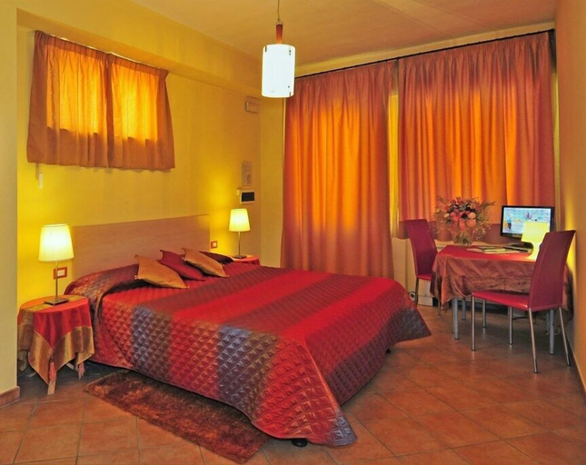 Bedroom 2, Bed & Breakfast Ai Cipressi, Lucca