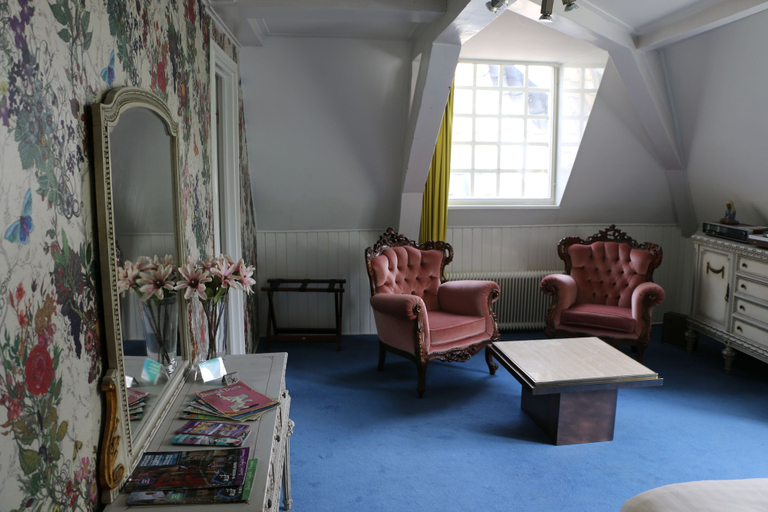 Others 5, Hotel aan de Dam, Middelburg