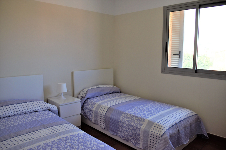Bedroom 3, Espacioso Duplex en Última Planta Marina Sant Jordi, Tarragona