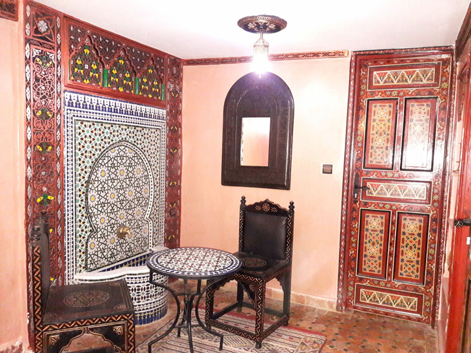 Others 5, Riad Royal, Meknès
