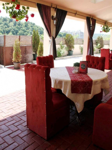 Food & Drinks 4, Villa Rococo, Belgrade