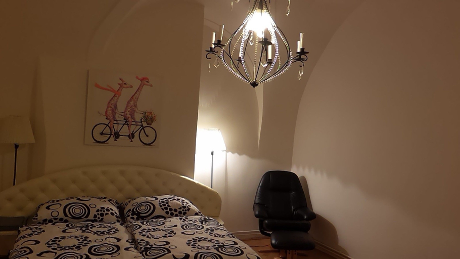 Bedroom 3, Proko 2, Praha 1