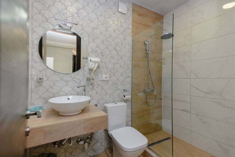 Bathroom 3, Rivendell Umbrella Collections, Tbilisi