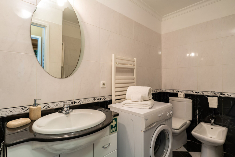 Bathroom, Atlantic Ocean Apartment, Funchal