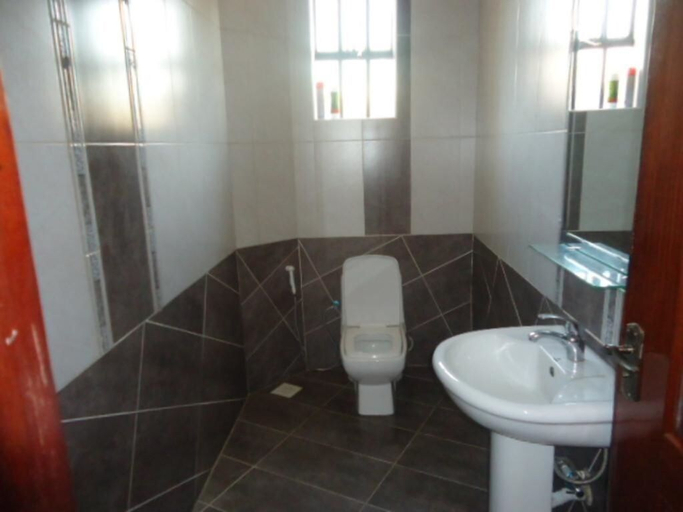 Bathroom 3, Hawie Classic Homestay, Mavoko