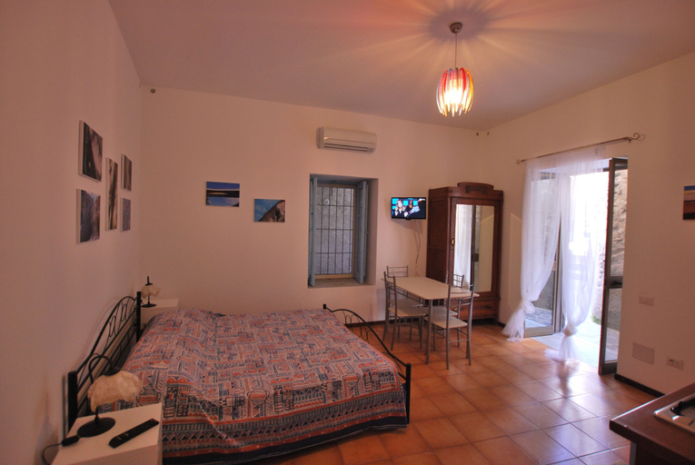 Bedroom 5, Pomice Studio, Messina